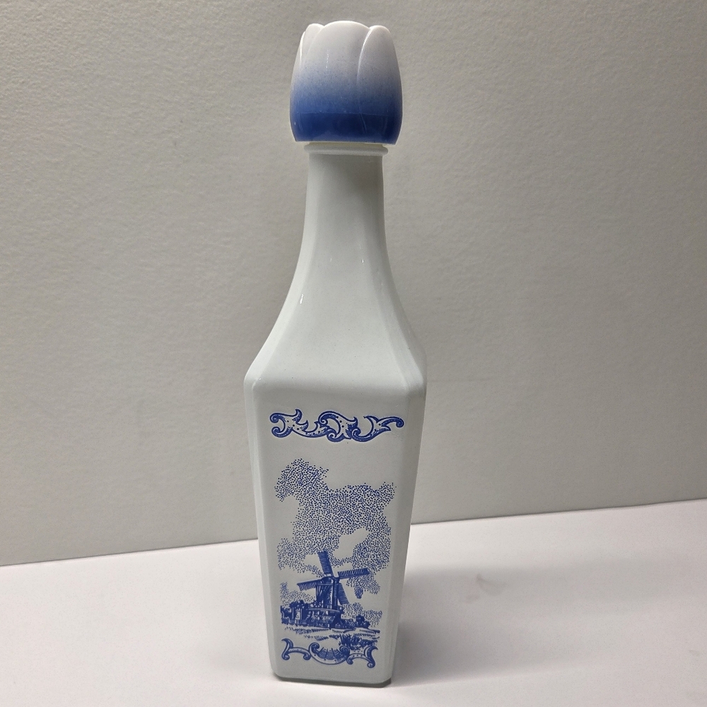 Vandermint Dutch Windmill Blue & White Empty Vintage Liquor Bottle Tulip Cap
